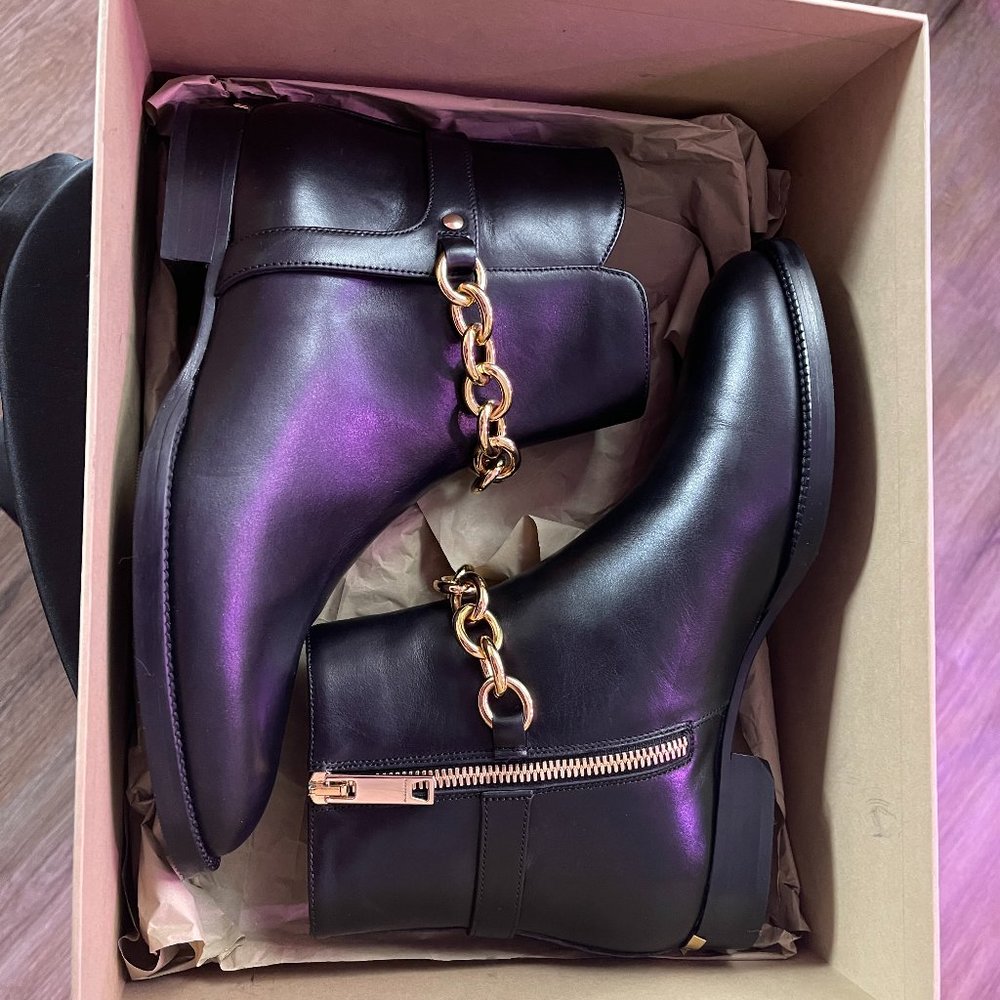 Burberry Tibbenham Ankle Boot with Gold Chain 36.5